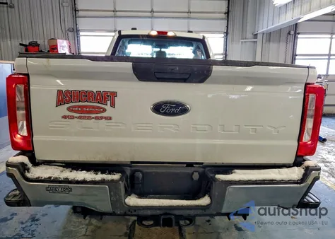 2024 Ford F250 Super Duty из США, поврежденный, VIN 1FTBF2BA8RED43793